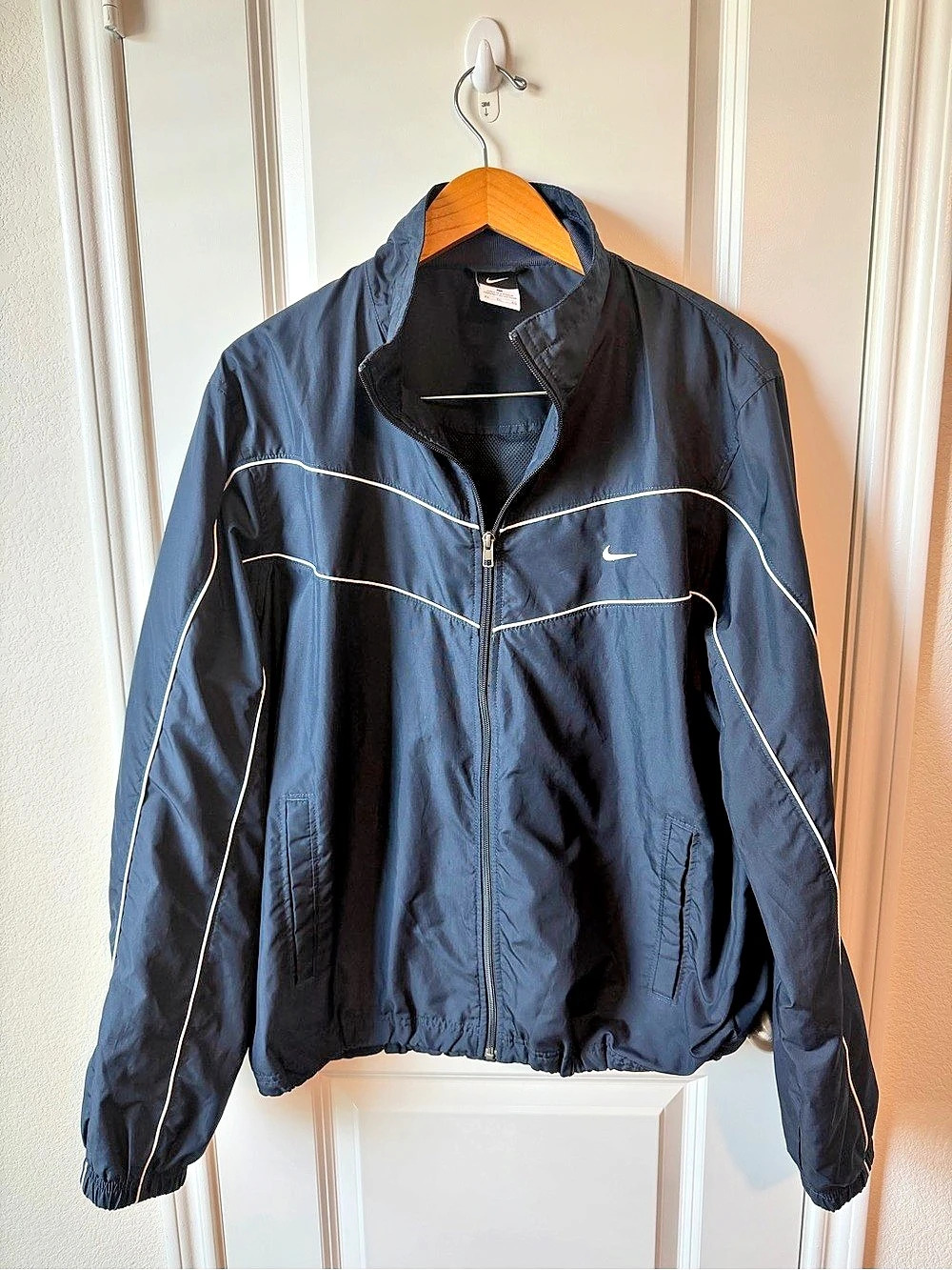 Nike Sport Culture Men's Navy Windbreaker/Track Jacket